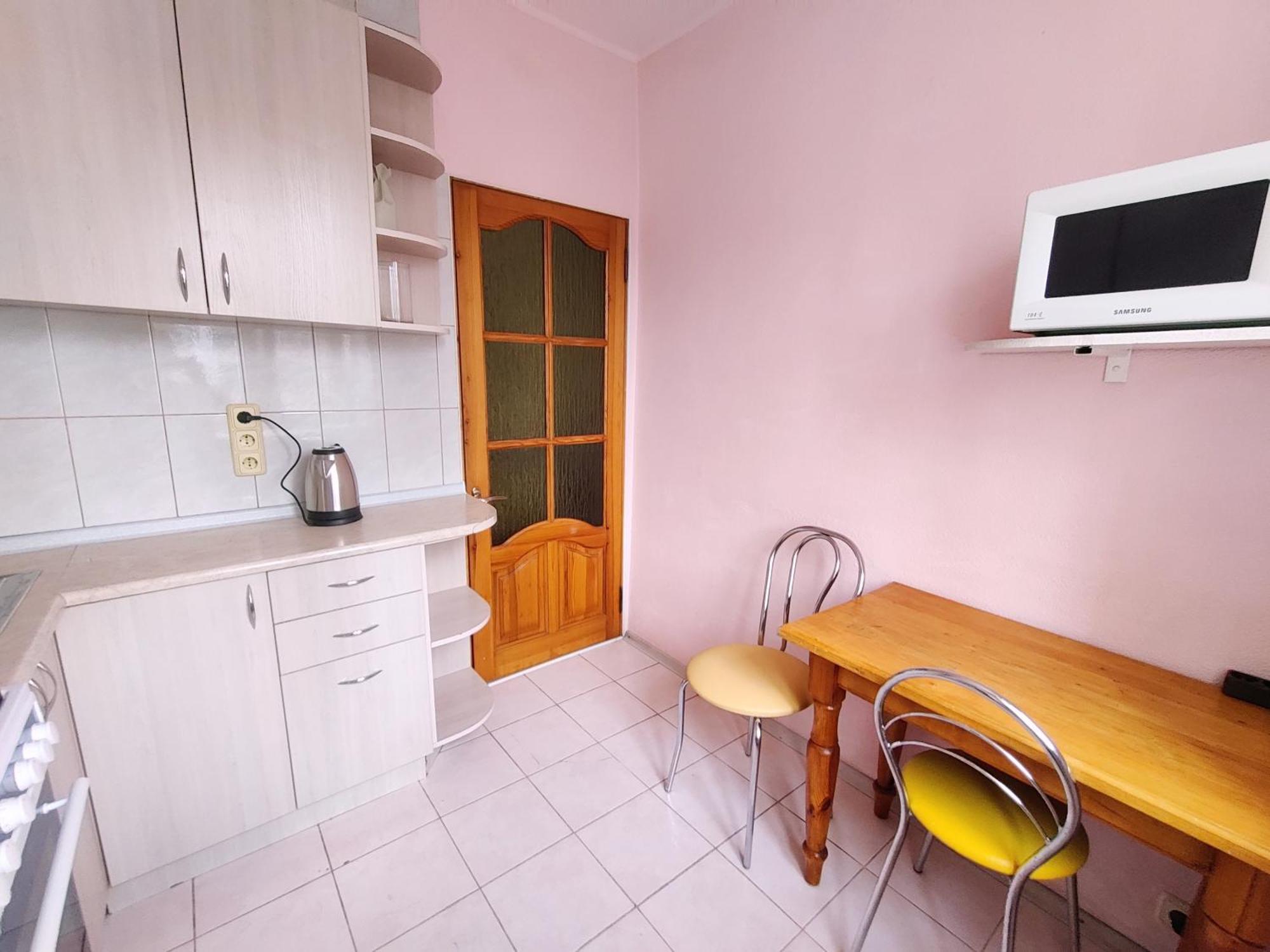 Apartment On Peremogy Square เคียฟ ภายนอก รูปภาพ