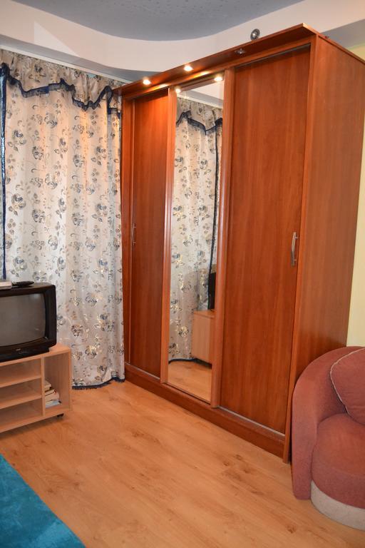 Apartment On Peremogy Square เคียฟ ภายนอก รูปภาพ